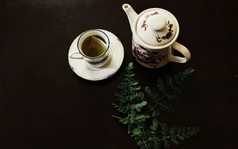 moringa tea in a pot